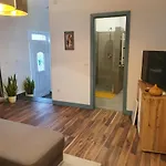 Apartament Jegmadar